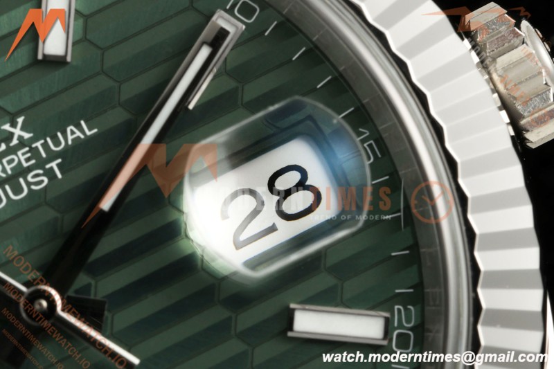 Rolex - Datejust 126334 41mm Jub Flt 904L SS/SS F-Grn/Stk VF DD3235 | 롤렉스 - 데이트저스트 126334 41mm 주브 Flt 904L SS/SS F-Grn/Stk VF DD3235