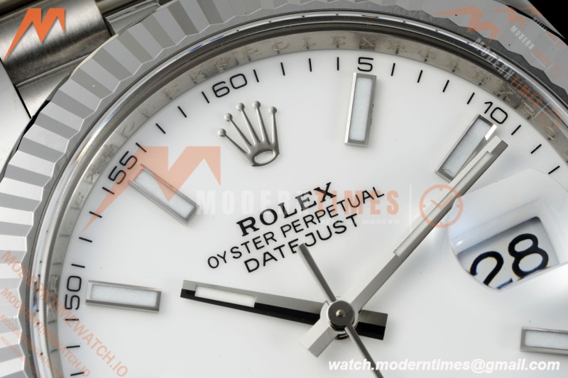 Rolex - Datejust 126334 41mm Jub Flt 904L SS/SS Wht/Stk Clean Plus DD3235