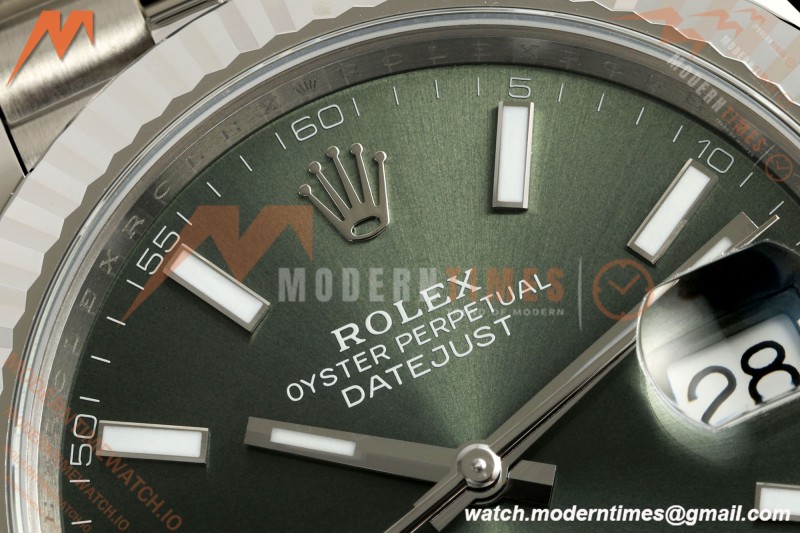 Rolex - Datejust 126334 41mm Jub Flt 904L SS/SS Grn/Stk ARF DD3235