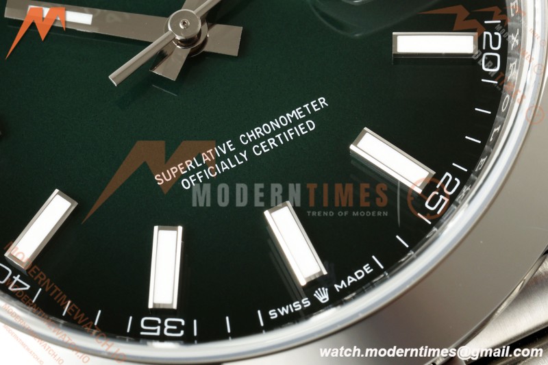 Rolex - Datejust 126300 41mm 904L  Jub Smt SS/SS Ombre Green/Stk ARF DD3235