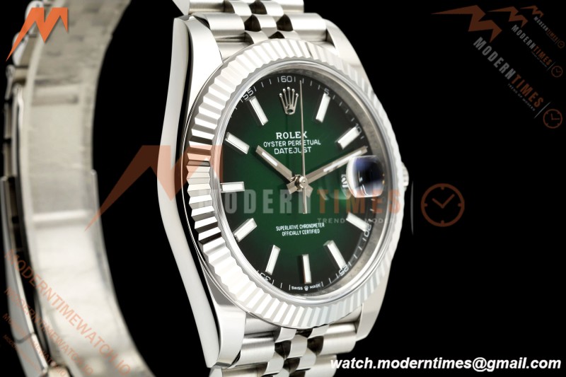 Rolex - Datejust 126334 41mm Jub Flt 904L SS/SS Ombre Green/Stk SEEKF DD3235