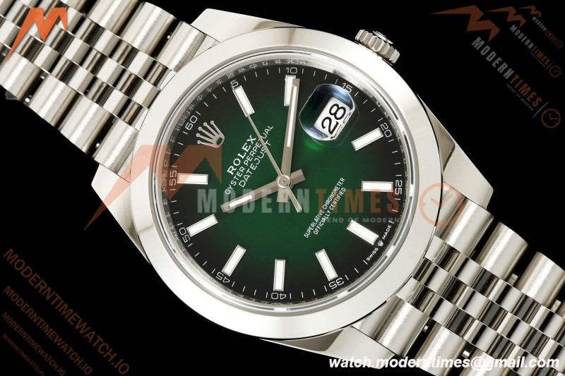 Rolex - Datejust 126334 41mm Jub Smth 904L SS/SS Ombre Green/Stk SEEKF DD3235