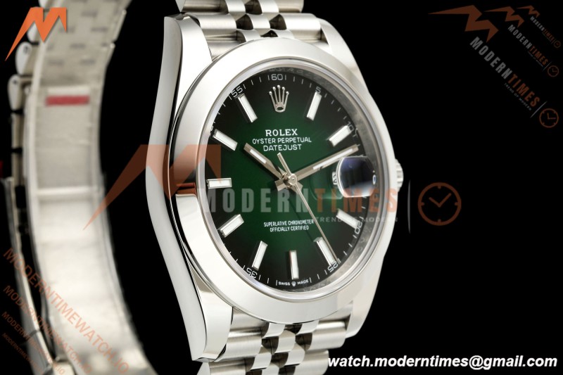 Rolex - Datejust 126334 41mm Jub Smth 904L SS/SS Ombre Green/Stk SEEKF DD3235