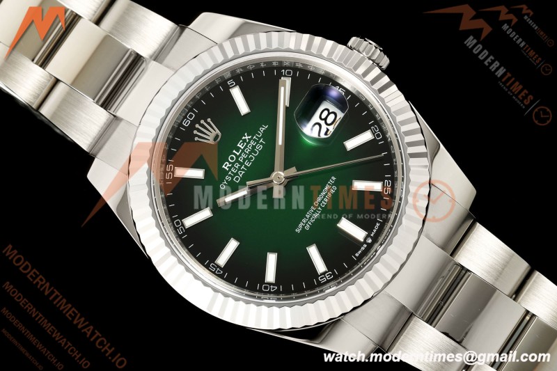 Rolex - Datejust 126334 41mm Oys Flt 904L SS/SS Ombre Green/Stk SEEKF DD3235