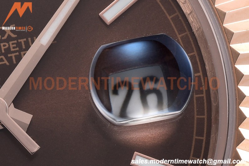Rolex - DayDate 40mm Flt/Pres RG/RG Black Diamond GDF MY8215