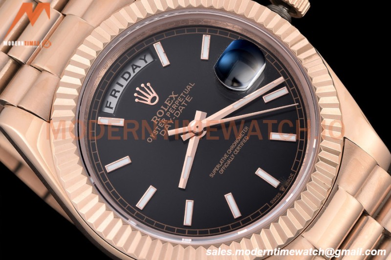Rolex - DayDate 40mm Flt/Pres RG/RG Black Stick GDF MY8215