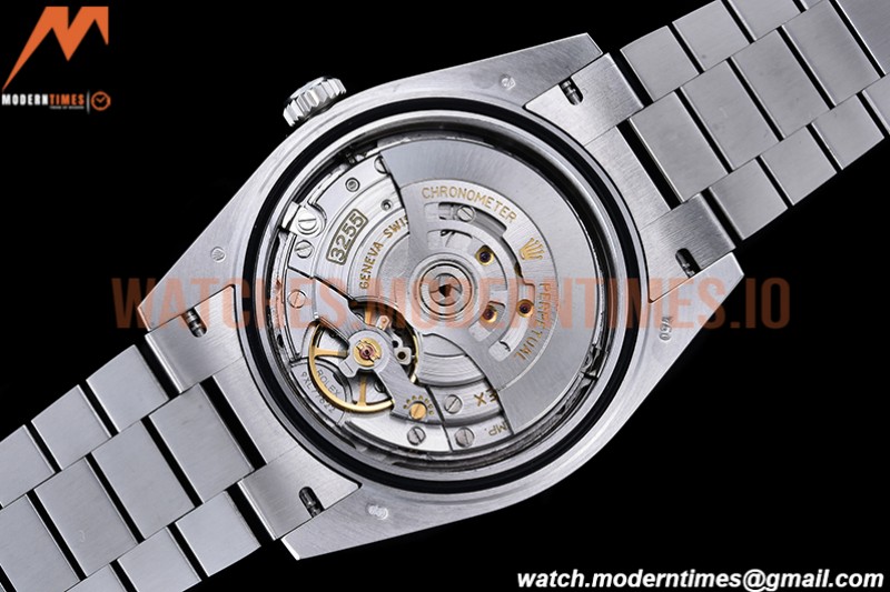 Rolex - DayDate 40mm Flt Pres SS/SS Black/Stk EWF VR3255