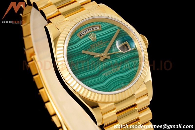 Rolex - DayDate 36mm 18238 Flt Pres YG/YG Malachite Green RAF A2836