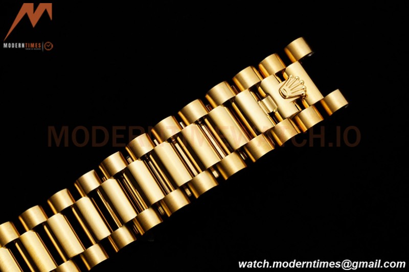 Rolex - DayDate 36mm 128238 Flt Pres YG/YG Diam Green Dial RAF A2836