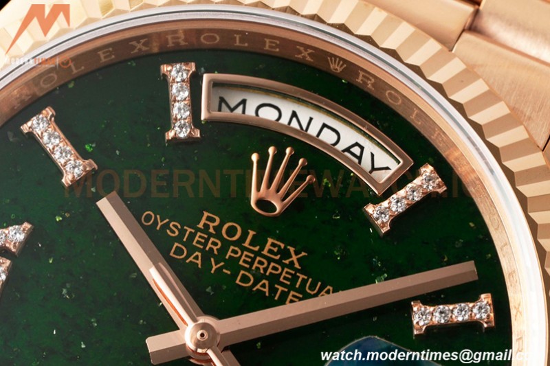Rolex - DayDate 36mm 128235 Flt Pres RG/RG Flt/Rmn Green Dial RAF A2836