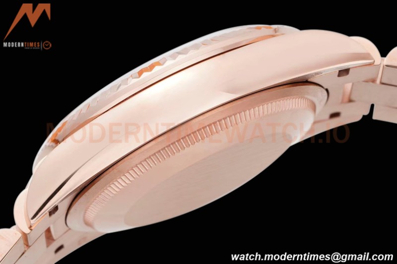 Rolex - DayDate 36mm 128235 Flt Pres RG/RG Champ/Dia TWSF A2836