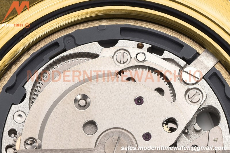 Rolex - DayDate 228238 40mm Flt/Pres YG/YG Grn/Rmn GDF MY8215