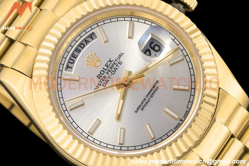 Rolex - DayDate 228238 40mm Flt/Pres YG/YG Silv/Stk GDF MY8215