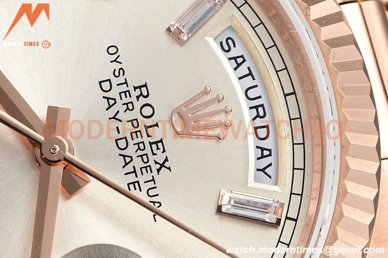 Rolex - DayDate 36mm 128235 Flt Pres RG/RG Silv/Dia V5 QF VR3255