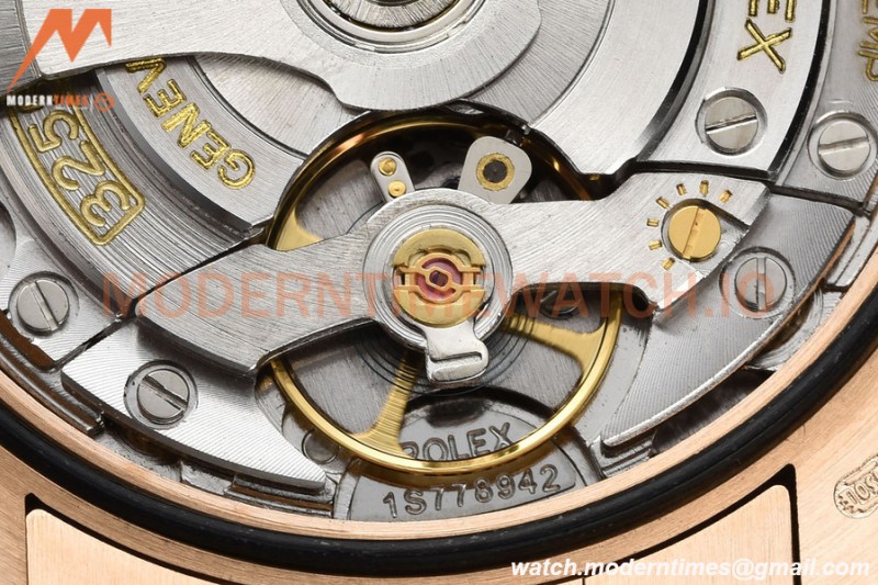 Rolex - DayDate 36mm 128235 Flt Pres RG/RG B-Grn/Dia V5 QF VR3255