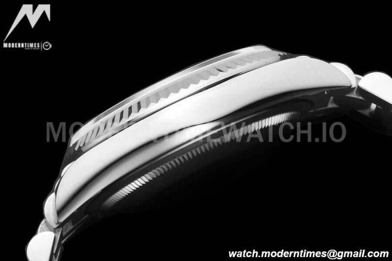 Rolex - DayDate 36mm 128239 Flt Pres SS/SS Blue/Dia V5 QF VR3255