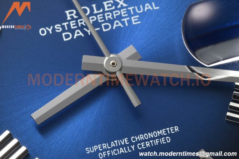 Rolex - DayDate 36mm 128236 Flt Pres SS/SS I-Blue/Dia V5 QF VR3255