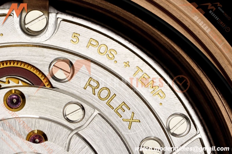 Rolex - DayDate 228235 Gain Weight 40mm Flt Pres RG/RG Green/Rmn VSF DD3255