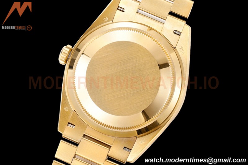 Rolex - DayDate 36mm 128238 Flt Pres YG/YG Malachite Green RAF A2836
