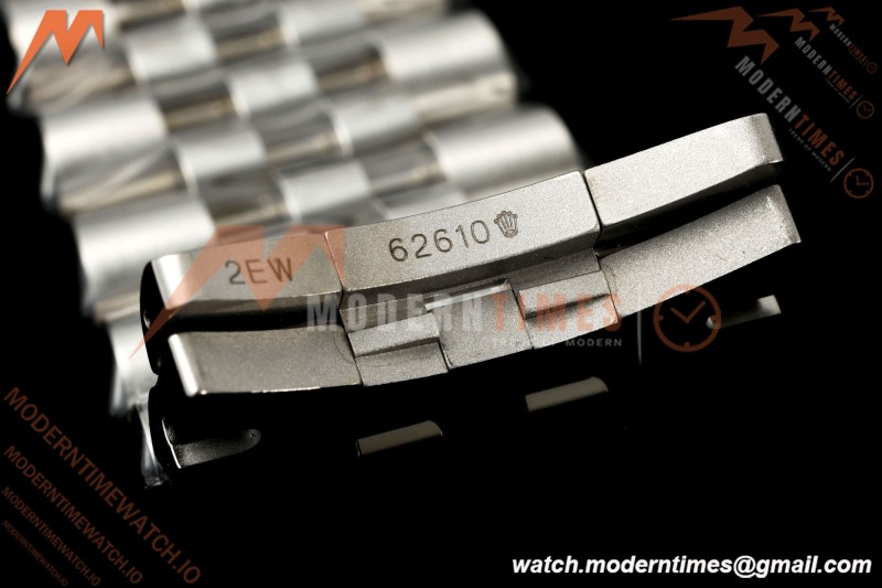 Rolex - Datejust 126334 41mm Jub Flt 904L SS/SS Wht/Rmn VSF DD3235