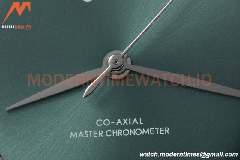 Omega - De Ville Prestige 40mm SS/SS Green BLSF A8800