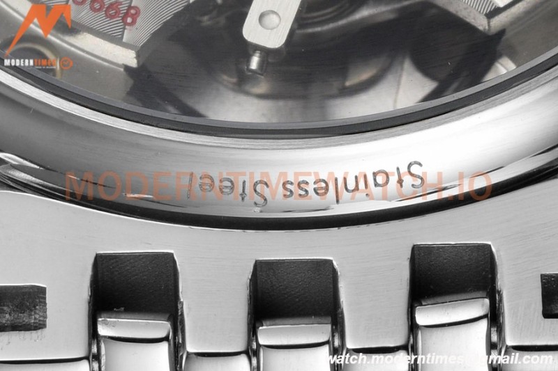 Omega - De Ville Prestige Ladies 34mm SS/SS Silver VSF A8800