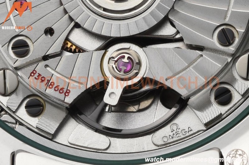 Omega - De Ville Prestige Ladies 34mm SS/SS White MOP VSF A8800