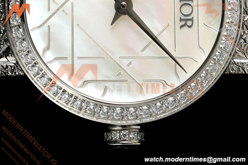 Dior - La D DE Dior 25mm Dia SS/SS White Mother-of-Pearl Dial K11F Quartz