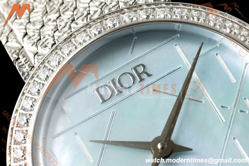 Dior - La D DE Dior 25mm Dia SS/SS Blue Mother-of-Pearl Dial K11F Quartz