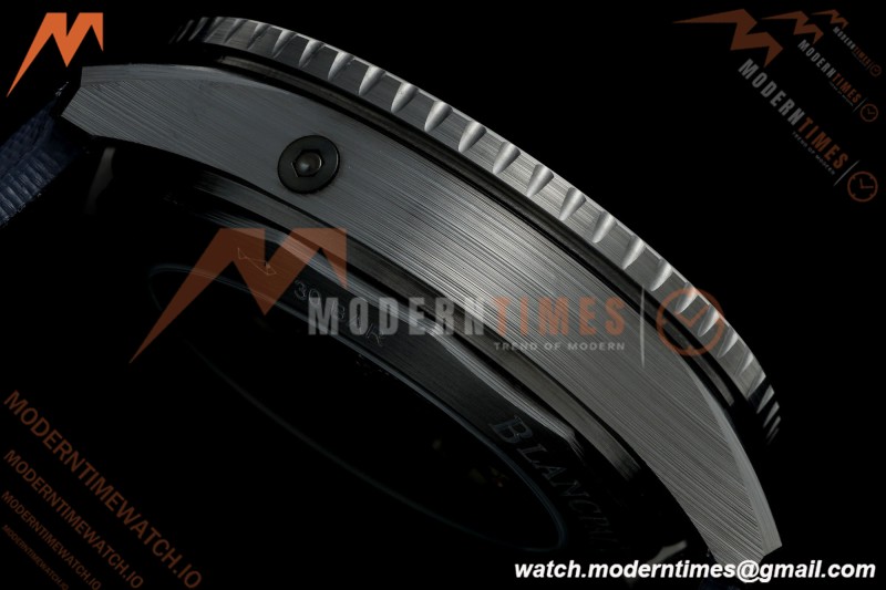 Blancpain - Fifty Fathoms 5054 Bathyscaphe Complete Calendar Moon Phases Black CER/NY Sunburst Blue DDDF A6654
