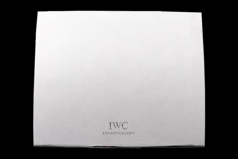 IWC - Black Wooden Box Set Top 1:1 Version with Full Set of Booklets and Card