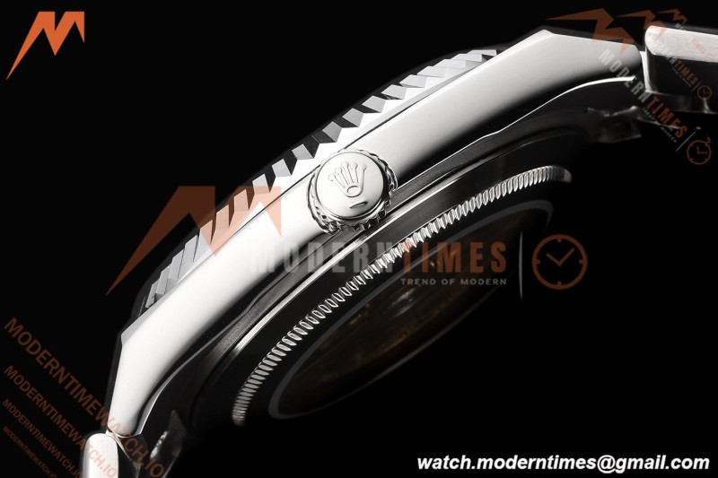 Rolex - Land-Dweller 127334 40mm Jub Flt SS/SS Wht/Stk GDF MY8215