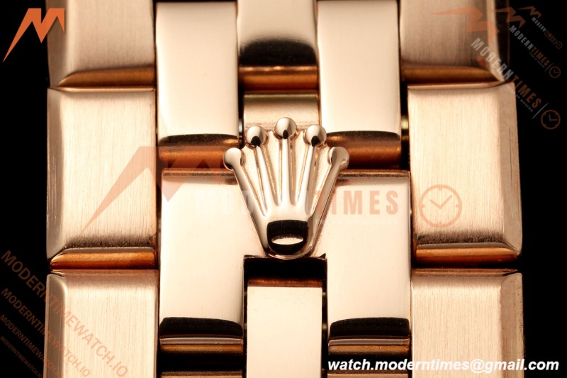 Rolex - Land-Dweller 127335 40mm Jub Flt RG/RG Wht/Stk DIWF A7135