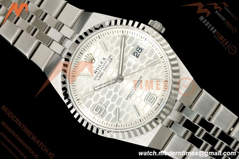 Rolex - Land-Dweller 127234 40mm Jub Flt SS/SS Wht/Stk DIWF A7135