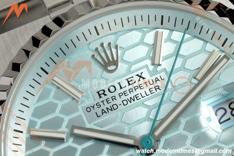 Rolex - Land-Dweller 127336 40mm Jub Flt SS/SS Blu/Stk DIWF A7135