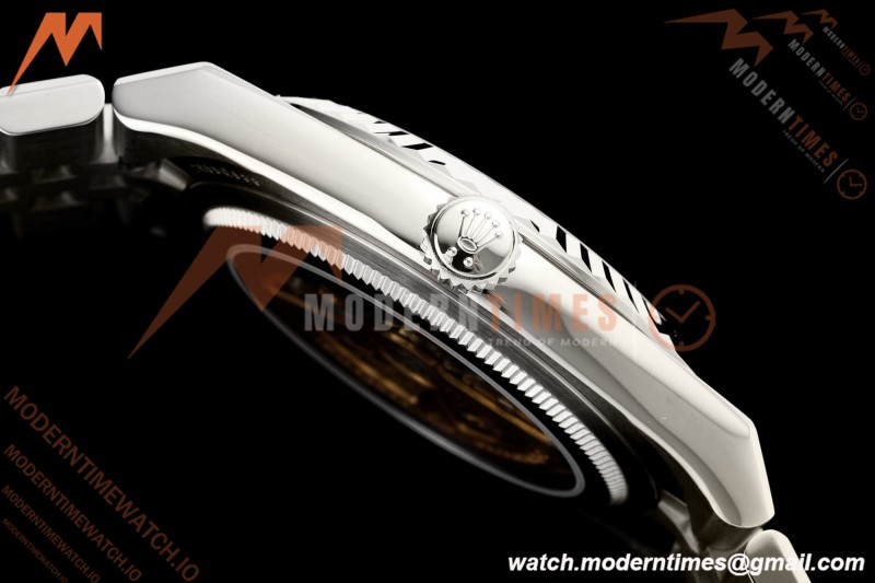 Rolex - Land-Dweller 127334 40mm Jub Flt SS/SS Wht/Stk 2F A7135