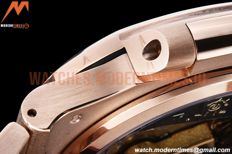 Patek Philippe - Nautilus Moon Phase 5712 RG/RG Grey PPF A240
