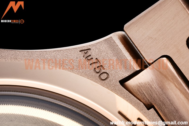Patek Philippe - Nautilus Ladies 7118 35mm RG/RG Wht/Stk PPF A324
