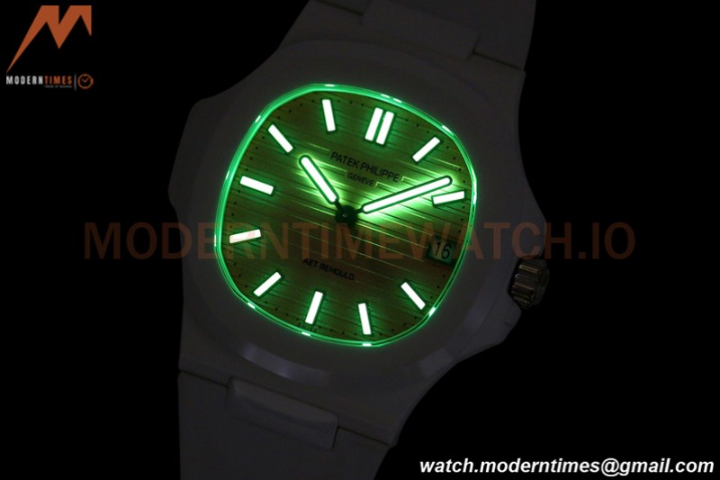 Patek Philippe - Nautilus AET 5711 40mm White CER/RU Pink/Stk AMGF MY9015