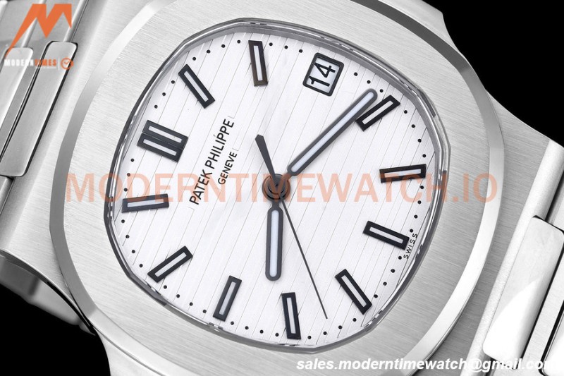 Patek Philippe - Nautilus Automatic 40mm 5711/1A SS/SS White PPF A324