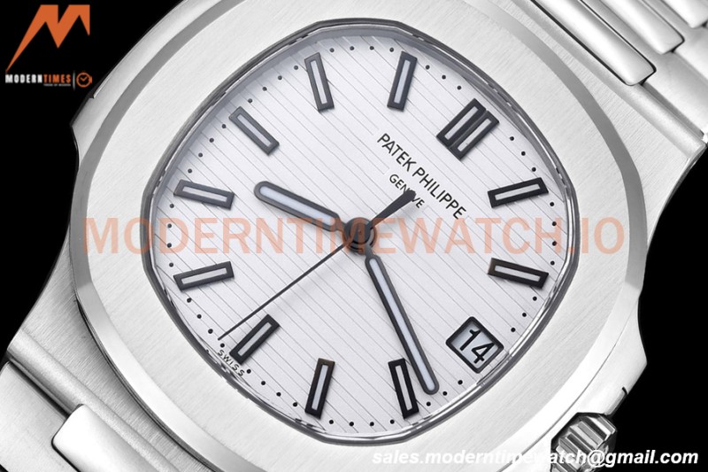 Patek Philippe - Nautilus Automatic 40mm 5711/1A SS/SS White PPF A324
