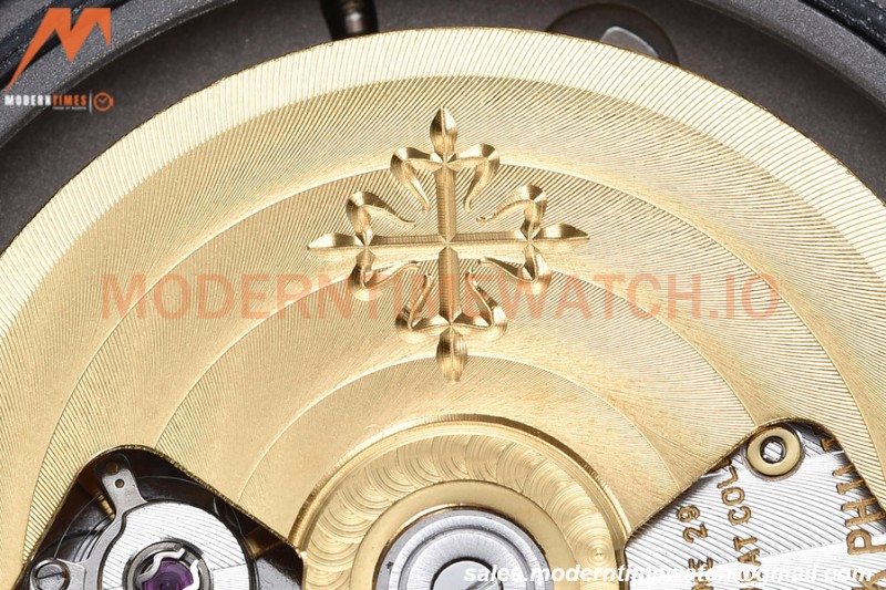 Patek Philippe - Nautilus Automatic 40mm 5711/1300A Diamond SS/SS Green PPF A324