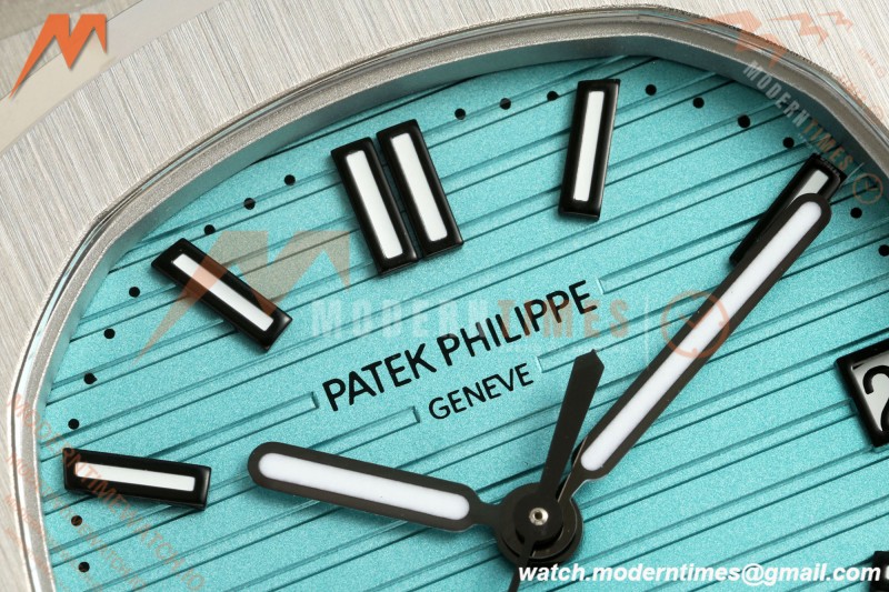 Patek Philippe - Nautilus Automatic 40mm 5711/1A SS/SS Tiffany Blue BBF DD324