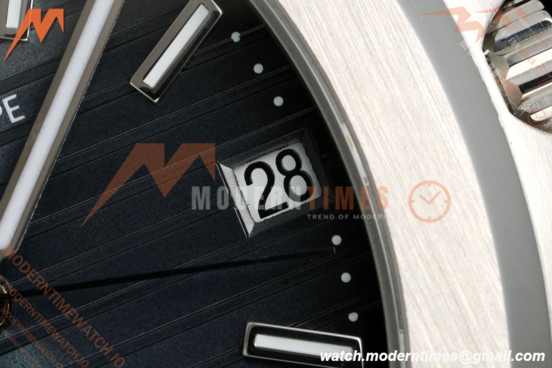 Patek Philippe - Nautilus Automatic 40mm 5711/1A SS/SS Blue BBF DD324
