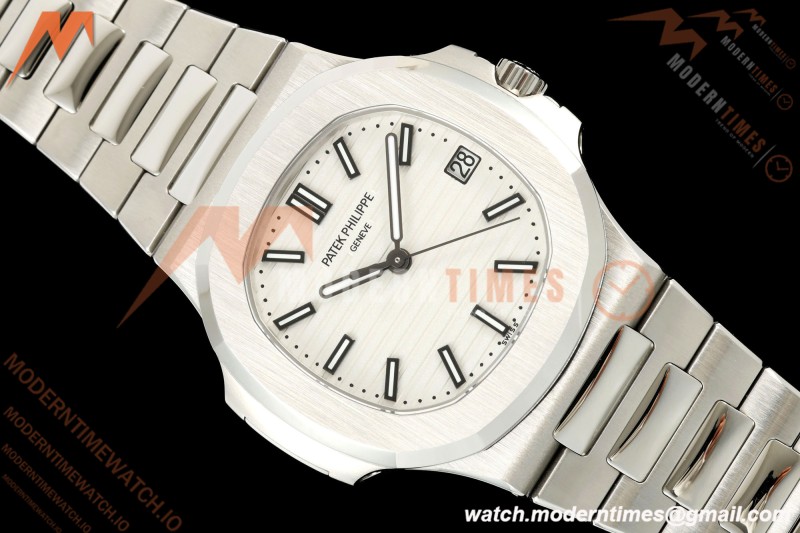 Patek Philippe - Nautilus Automatic 40mm 5711/1A SS/SS White BBF DD324