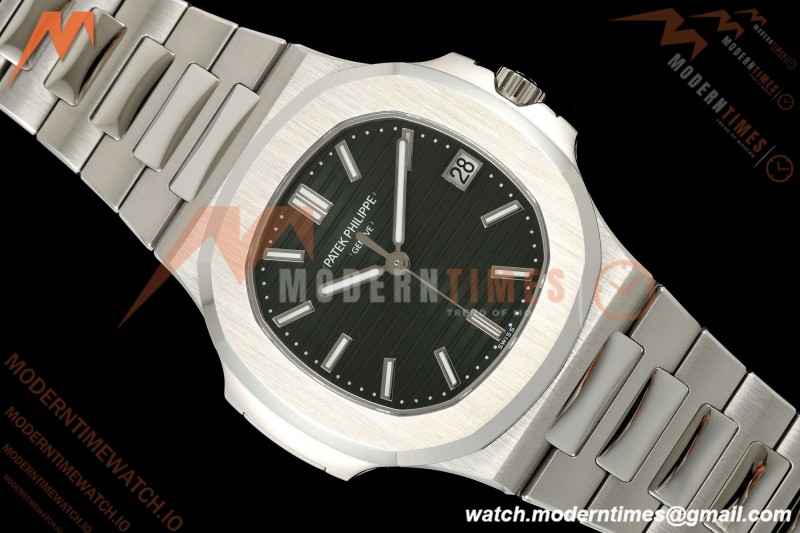 Patek Philippe - Nautilus Automatic 40mm 5711/1A SS/SS Green BBF DD324