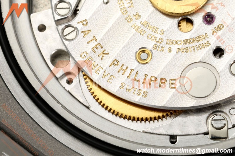 Patek Philippe - Nautilus Automatic 40mm 5711/1A SS/SS Blue DDF DD330