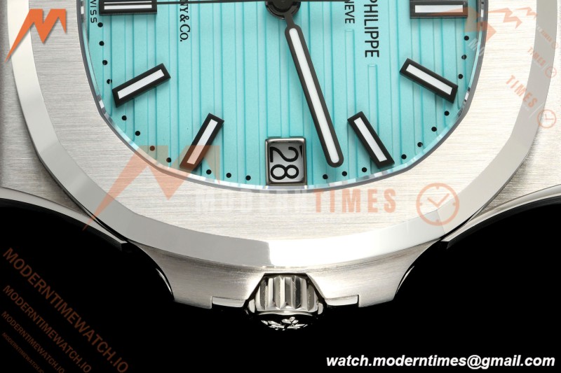 Patek Philippe - Nautilus Automatic 40mm 5711/1A SS/SS Tiffany Blue DDF DD330