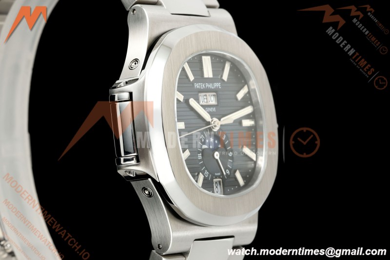 Patek Philippe - Nautilus 40.5mm Annual Calendar 5726/1A SS/SS Blue DF DD324