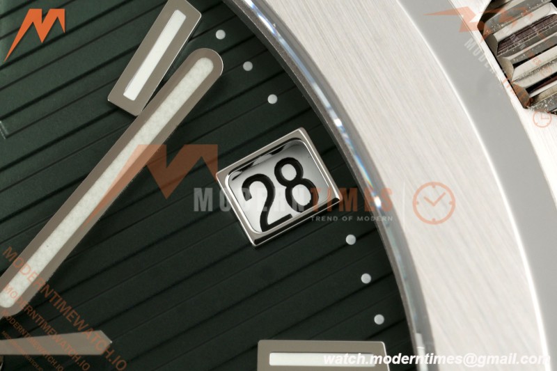Patek Philippe - Nautilus Automatic 40mm 5711/1A SS/SS Green VF DD324